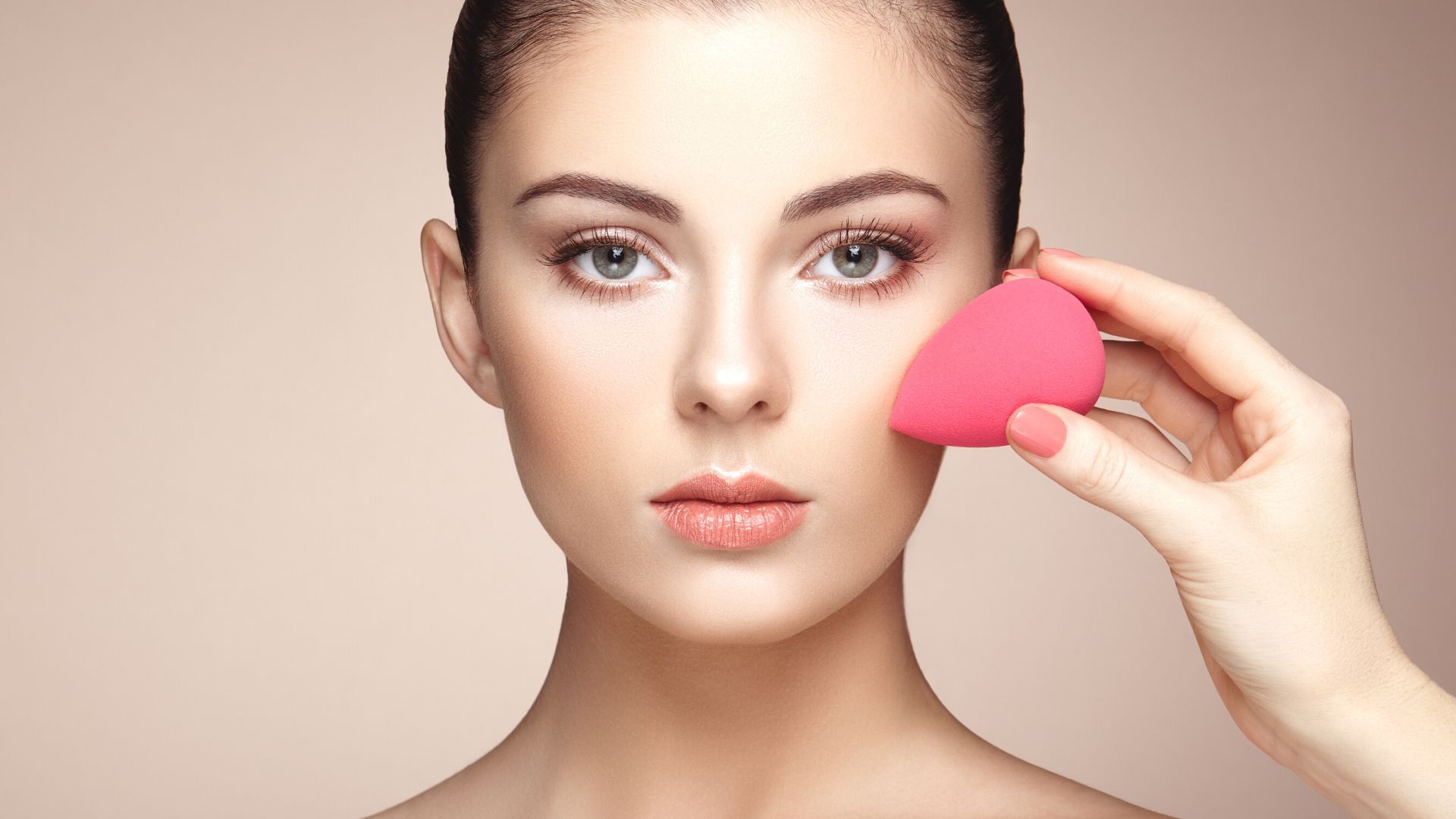 How to Use a Beauty Blender Like a Pro - Stonegirl