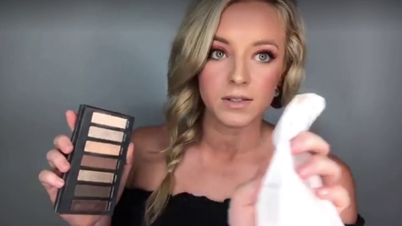 How to Clean Makeup Brushes and Palettes, 7 Best Tips!